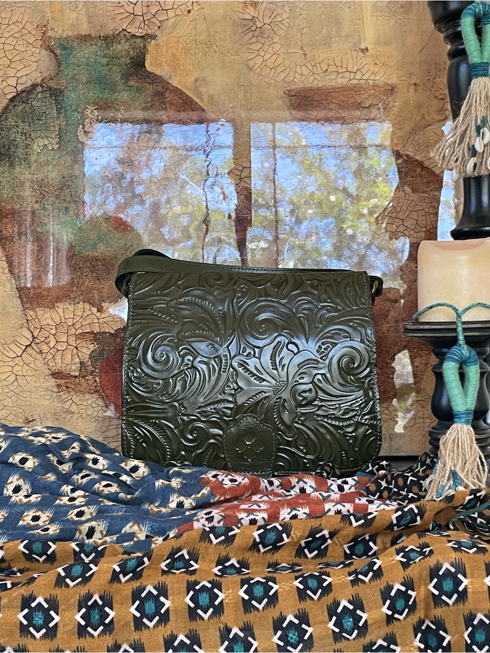 Patricia Nash Ilina Tooled Leather Bag | Equestrian Elegance Artisanal Luxe - Picture 2 of 16